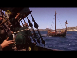 the vikings (1958). boarding encounter